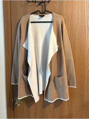 Buttery Soft Two- Toned Layered Long Cardigan with Pockets